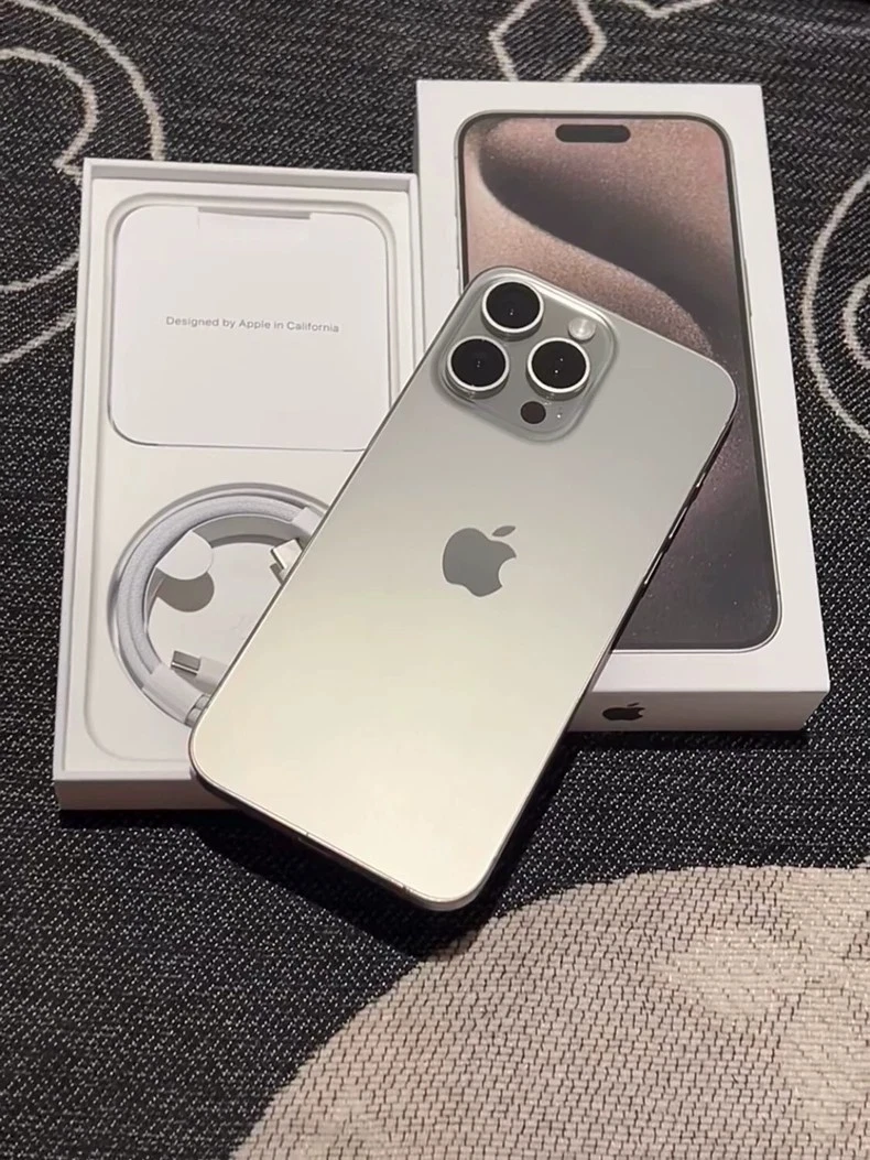 iPhone 15 Pro Max 256GB / 512GB - Image 2