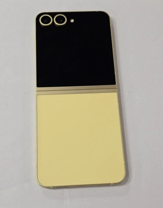 Galaxy Z Flip 6 256GB 512GB - Image 3